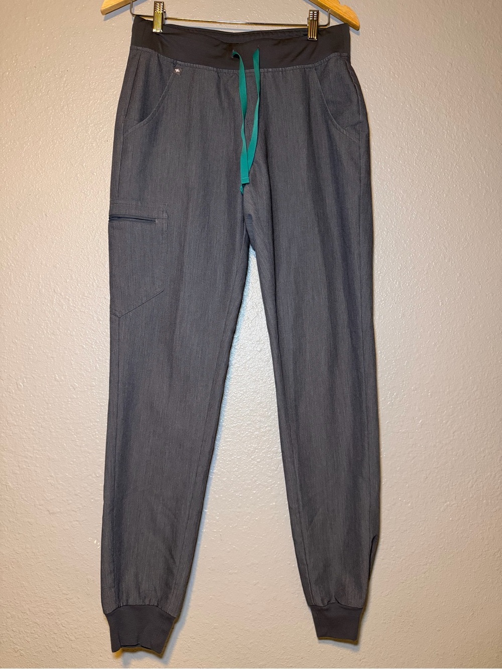 Figs Scrub Zamora pants graphite color size small tall
